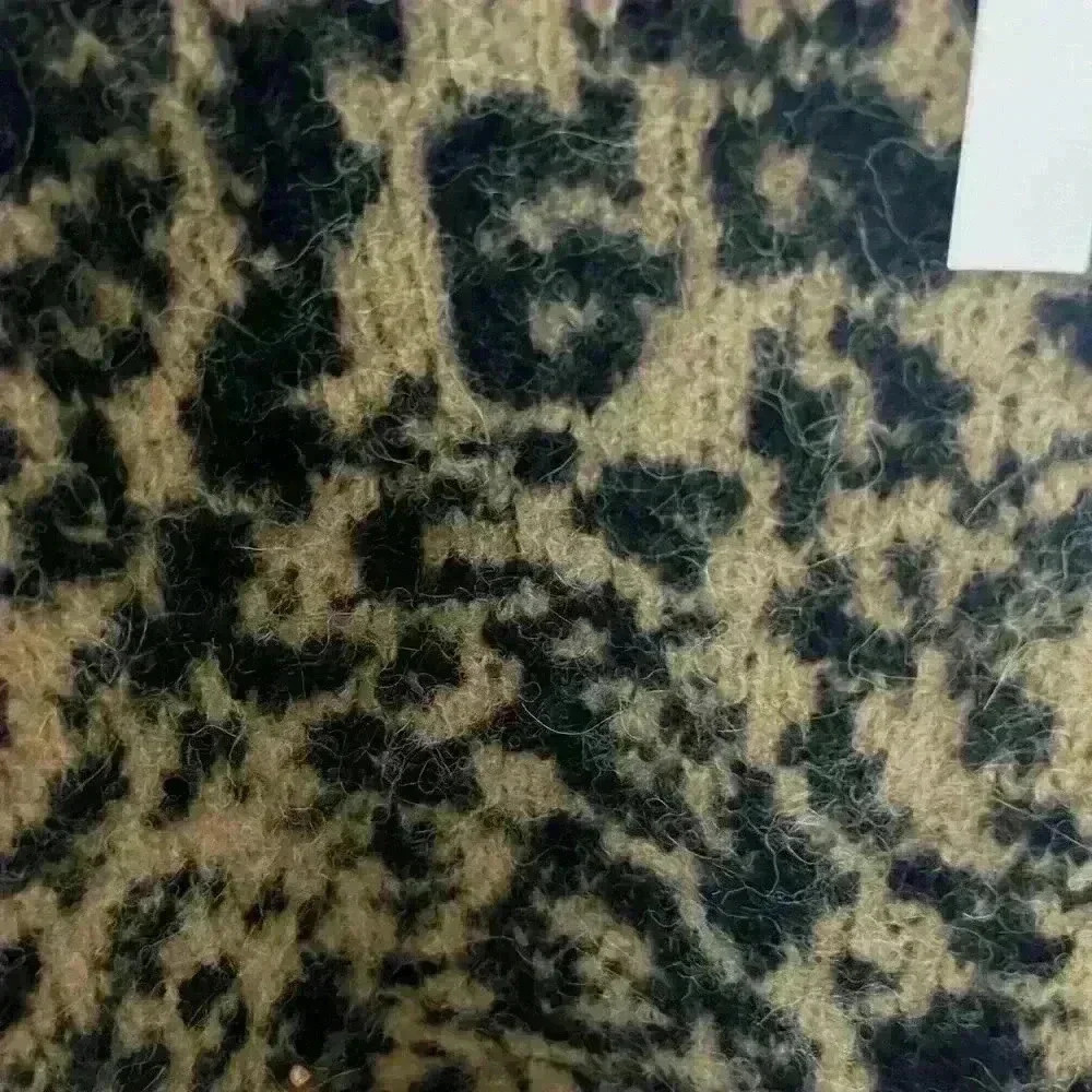 Madewell Pullover Crew Neck Leopard-Print Sweater - Picture 5 of 8